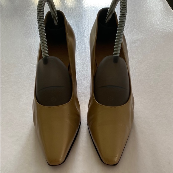 Salvatore Ferragamo Fine MetallicBlock Heels Pumps Size 7 B - Picture 1 of 9